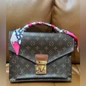 AUTHENTIC LOUIS VUITTON Monogram
Monceau ✨